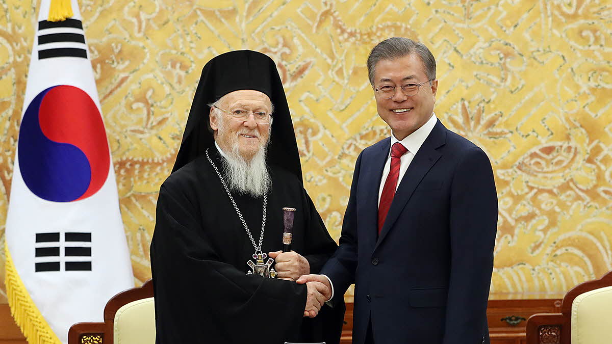 Meeting with Ecumenical Patriarch Bartholomew I of Constantinople at Cheong Wa Dae