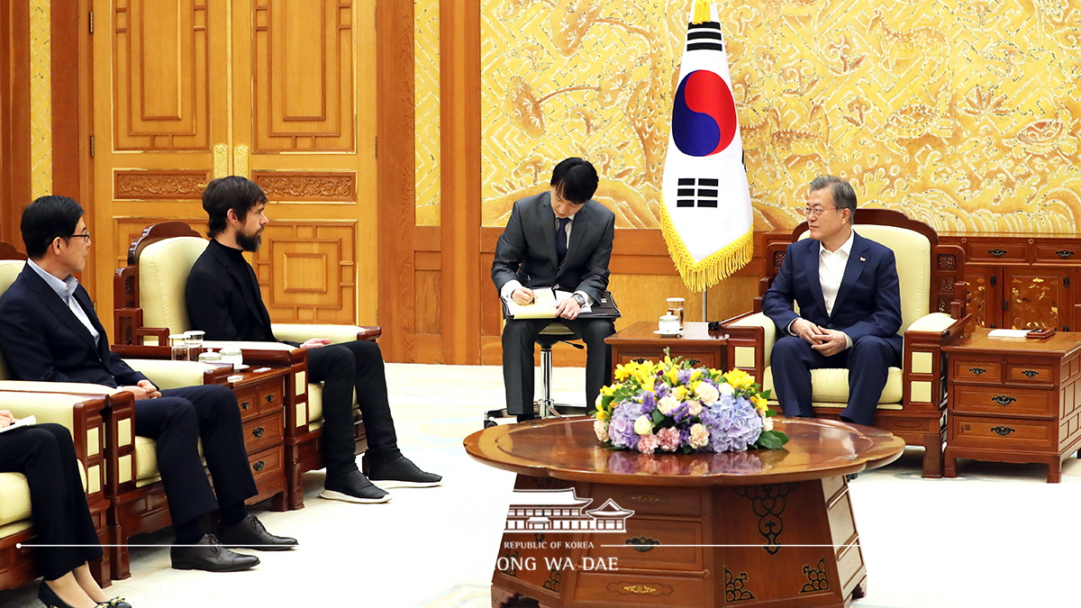 Meeting with Twitter CEO Jack Dorsey at Cheong Wa Dae