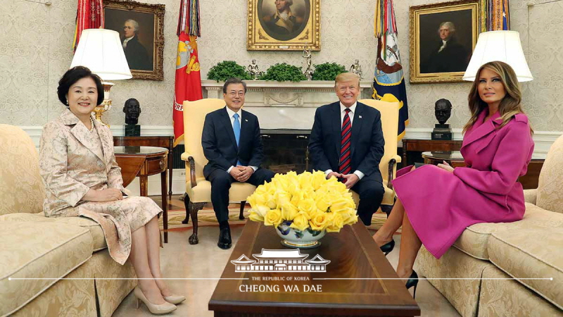 Korea-U.S. one-on-one summit at the White House