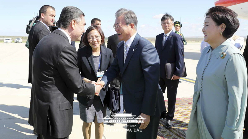 Arriving at Turkmenbashi International Airport in Turkmenistan to tour a Korean-built plant in Kiyanly