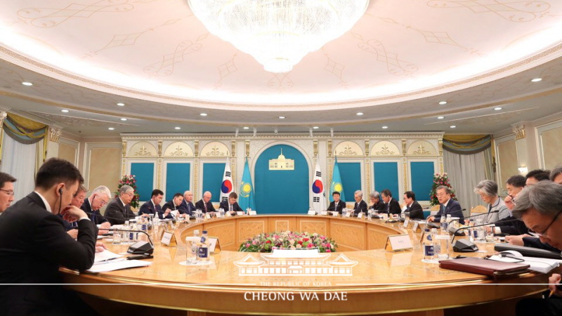 Korea-Kazakhstan expanded summit at the Ak Orda Presidential Palace in Nur-Sultan