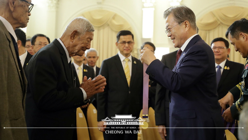 Meeting with some of Thailand’s Korean War veterans at the Office of the Prime Minister in Bangkok