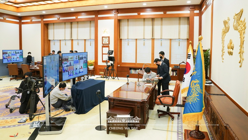 Preparations being made at Cheong Wa Dae for the President’s participation in the extraordinary virtual G20 Leaders’ Summit