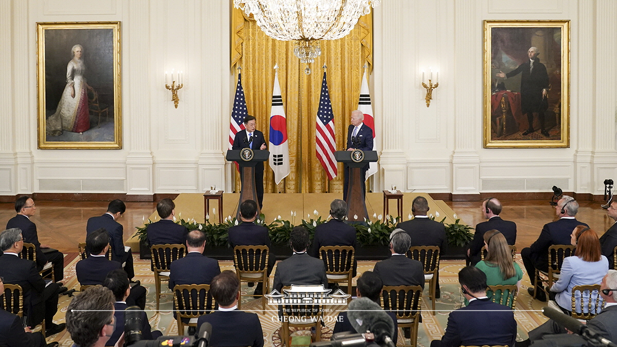 Attending the ROK-U.S. joint press conference at the White House