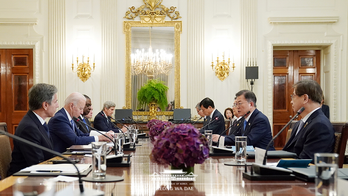 Attending the ROK-U.S. expanded summit at the White House