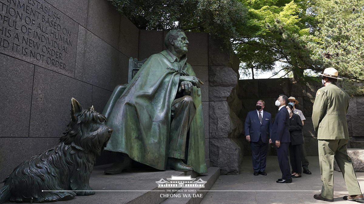 Visiting the Franklin Delano Roosevelt Memorial in Washington, D.C.