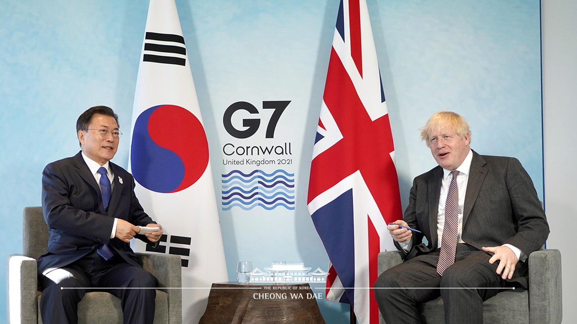 Attending the Korea-U.K. summit with Prime Minister Boris Johnson on the sidelines of the G7 Summit in Cornwall, U.K.