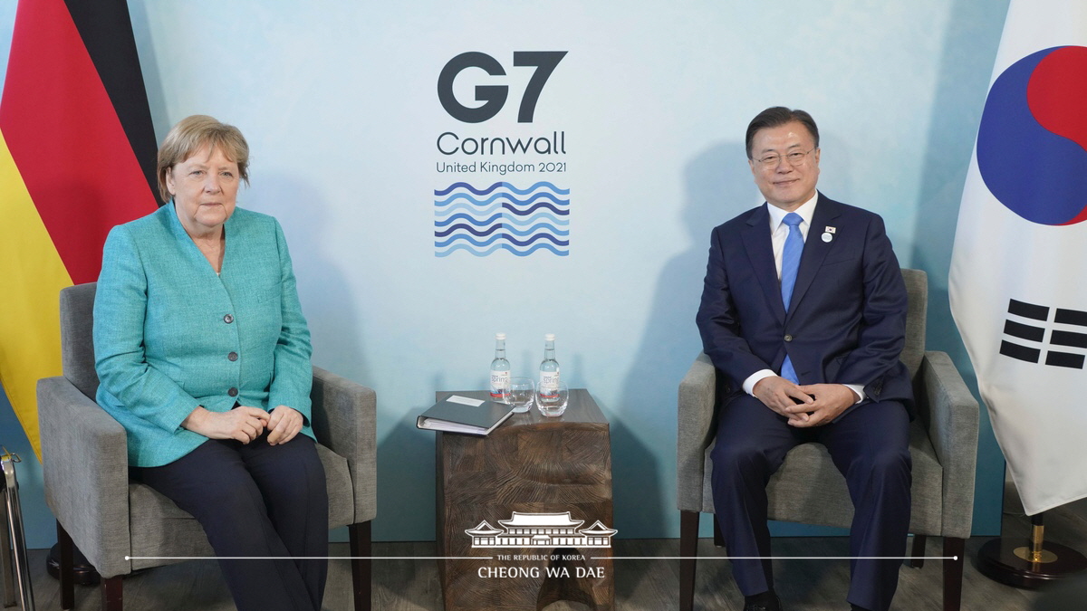 Attending the Korea-Germany summit with Chancellor Angela Merkel on the sidelines of the G7 Summit in Cornwall, U.K.