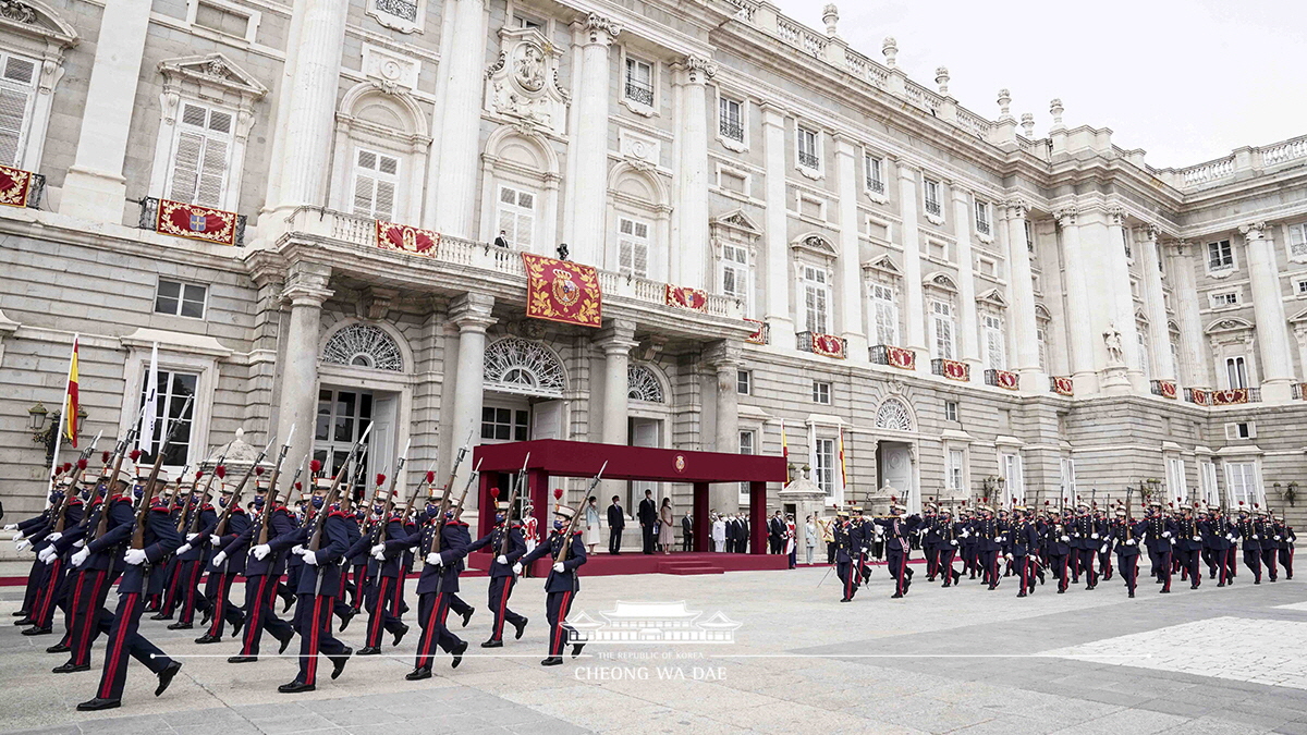 Attending the official welcoming ceremony at Royal Palace of Madrid in Spain