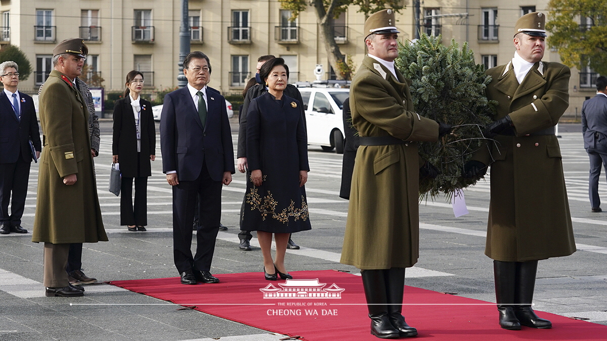 Laying a wreath at Heroes’ Square in Budapest, Hungary