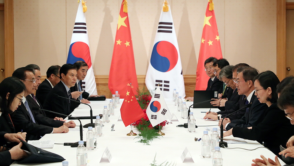 Meeting with Chinese Premier Li Keqiang