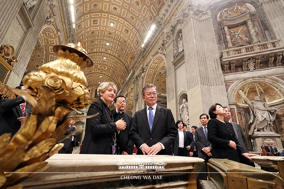 Touring St. Peter's Basilica and attending a dinner hosted by Vatican Secretary of State Pietro Parolin 