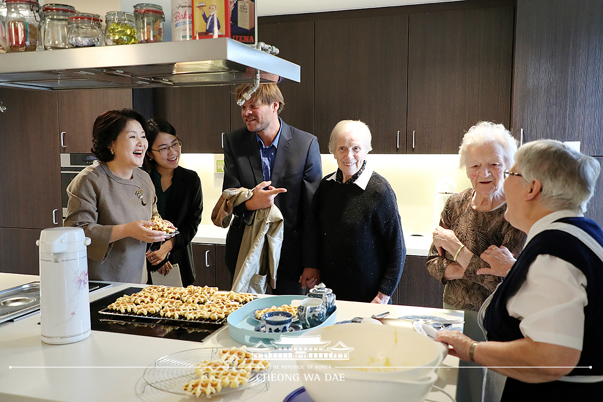 First Lady Kim Jung-sook visiting De Wingerd, a nursing facility for people with dementia near Brussels, Belgium 