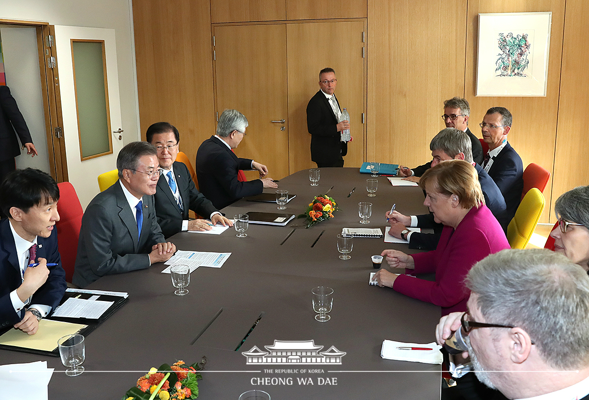 Korea-Germany Summit on the sidelines of the ASEM Summit 