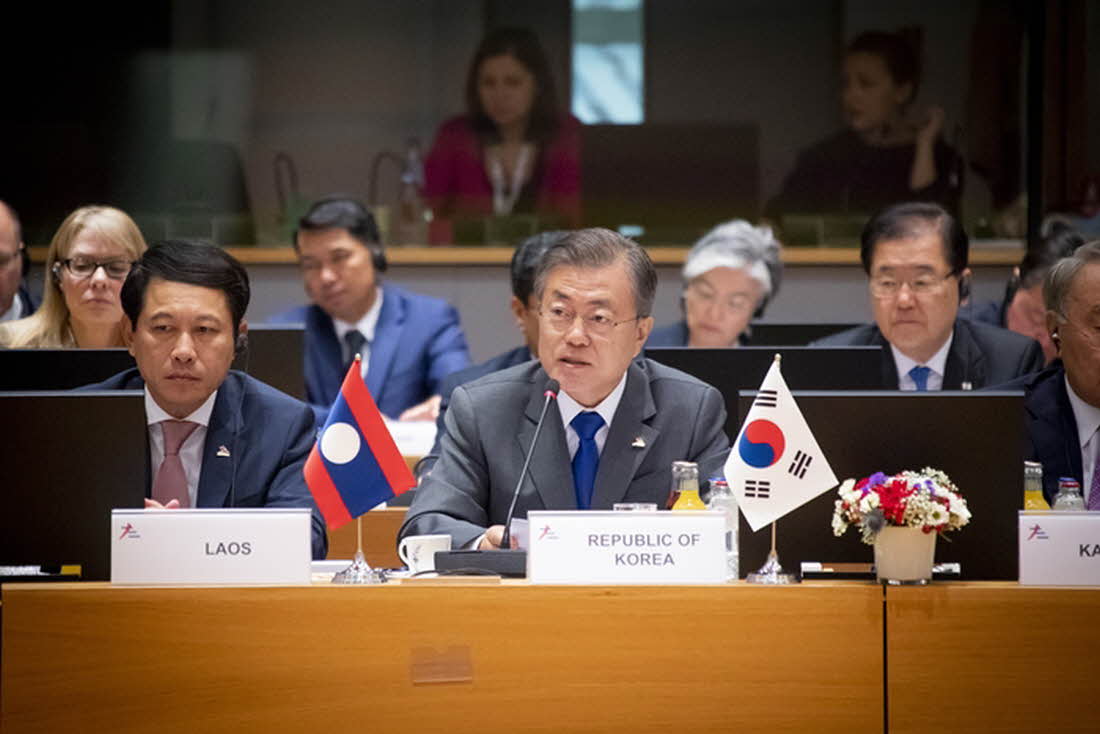 President Moon Jae-in speaks during the Asia-Europe Meeting (ASEM) held in Brussels, Belgium on Oct. 19. (EU website)