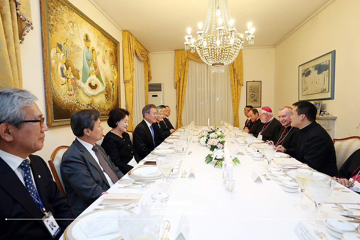 Touring St. Peter's Basilica and attending a dinner hosted by Vatican Secretary of State Pietro Parolin 