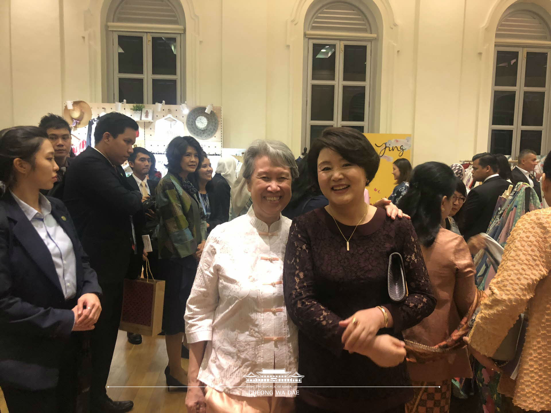 First Lady Kim Jung-sook attending a special program for the spouses of heads of state and government during ASEAN-related summits 