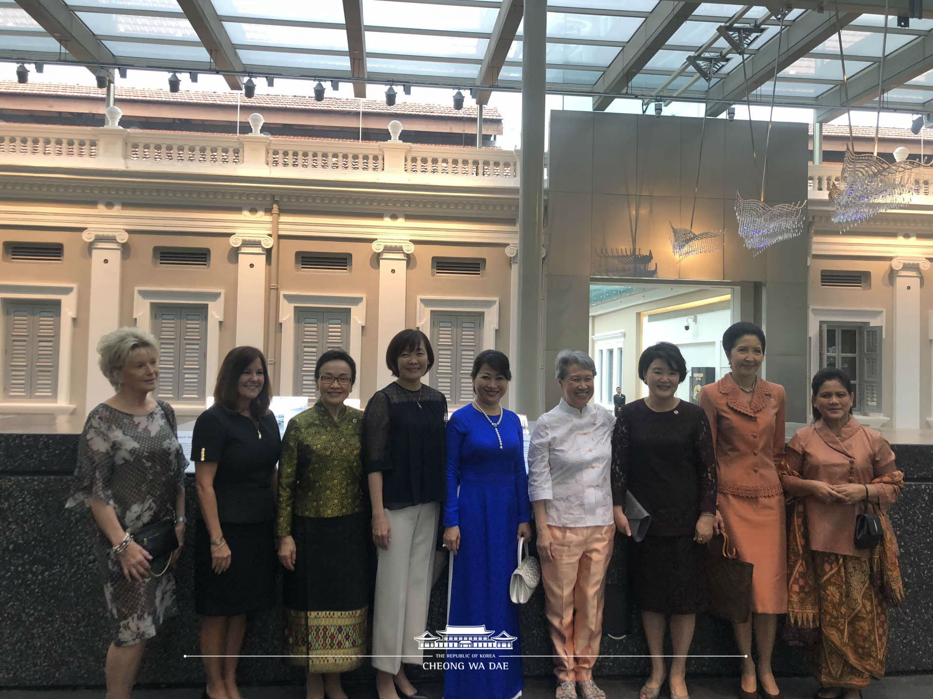 First Lady Kim Jung-sook attending a special program for the spouses of heads of state and government during ASEAN-related summits 