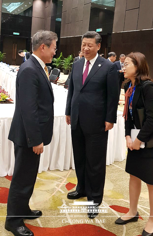 Candid photographs from the ASEAN-related summits and APEC Economic Leaders’ Meeting 