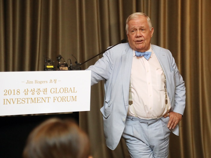 Investment guru Jim Rogers, chairman of Rogers Holdings, is reportedly planning to visit North Korea next month.(Yonhap)