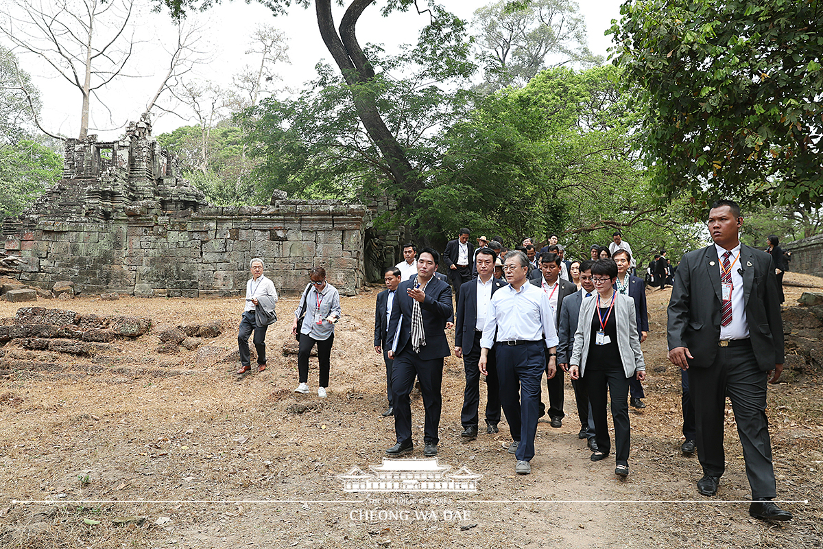 Visiting Angkor Wat, Cambodia’s main historic site 