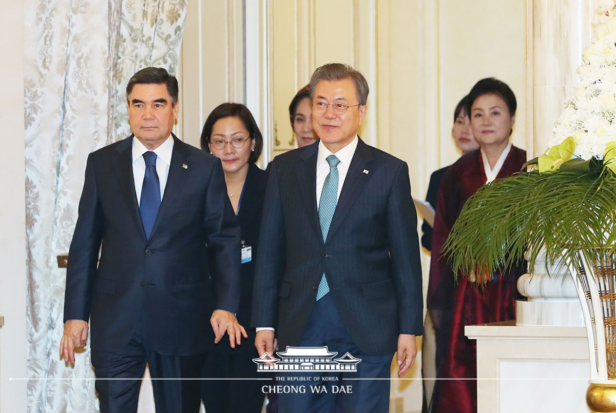 Official banquet hosted by President of Turkmenistan Gurbanguly Berdimuhamedov at the Oguzkhan Presidential Palace in Ashgabat 