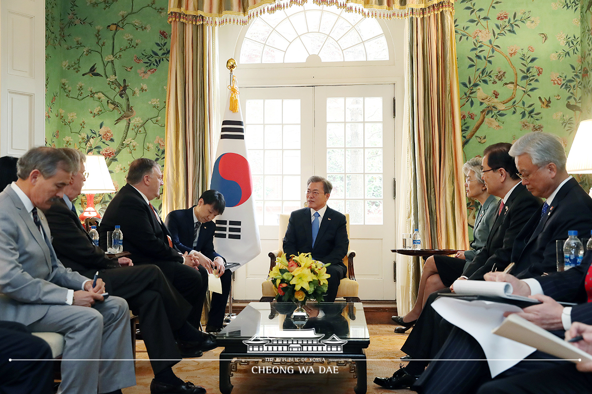 Meeting with U.S. Secretary of State Mike Pompeo, White House National Security Advisor John Bolton and other key officials in Washington, D.C. 