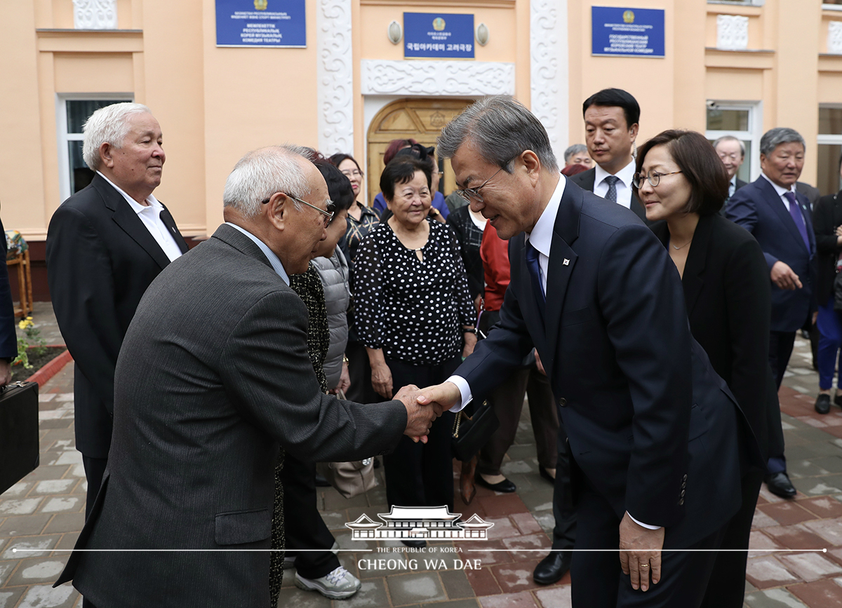 Visiting the Korean State Republican Theatre of Musical Comedy in Kazakhstan 