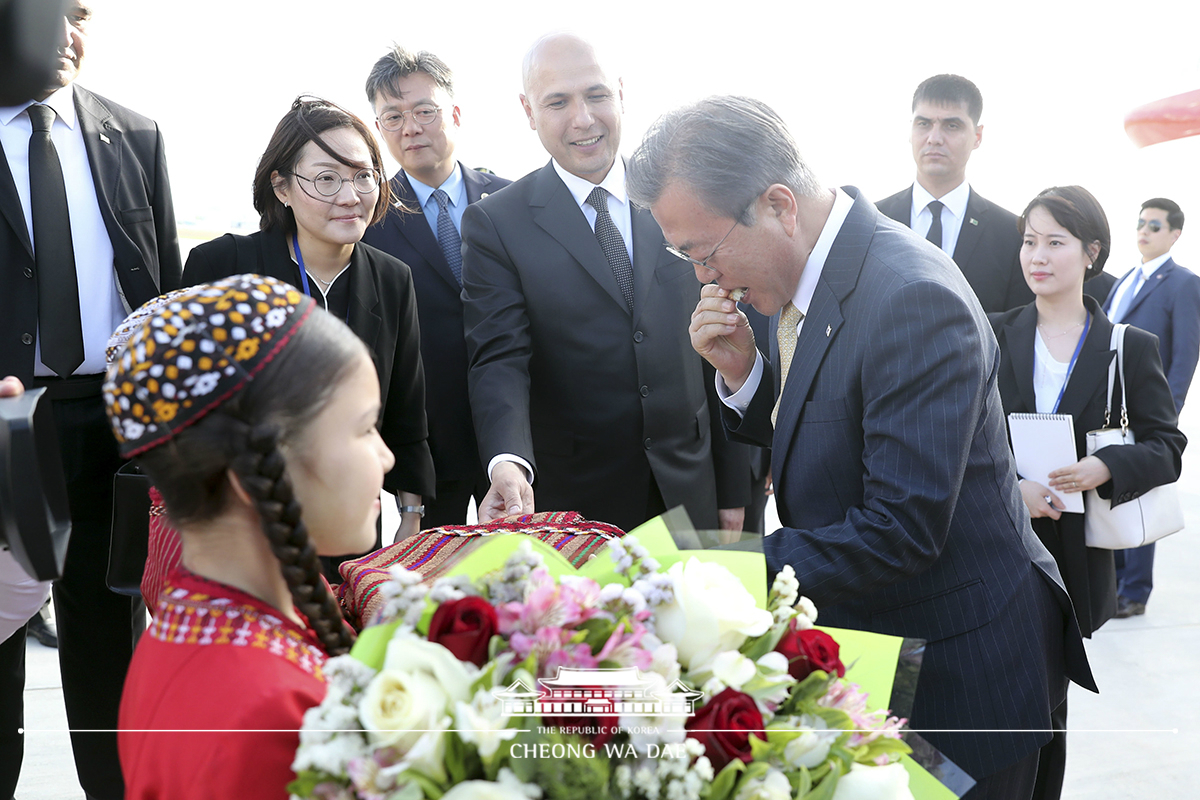 Arriving at Ashgabat International Airport in Turkmenistan for a state visit 