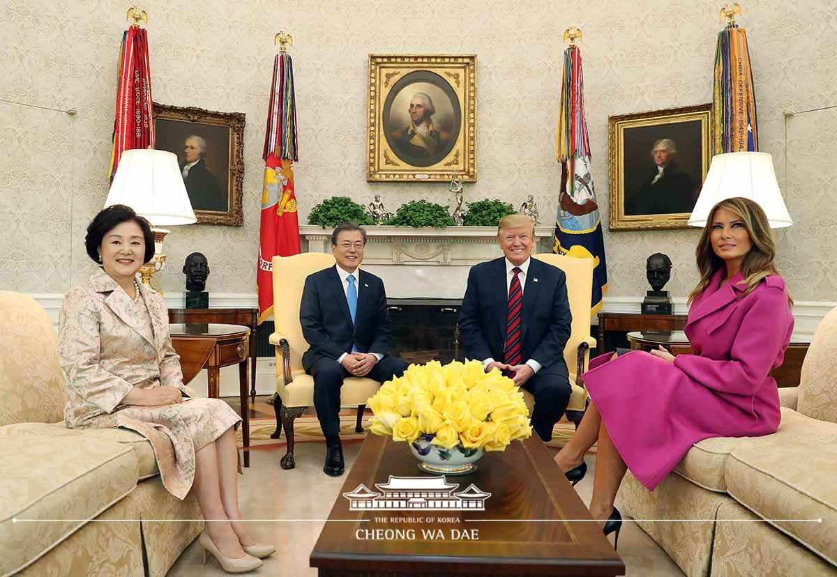 Korea-U.S. one-on-one summit at the White House 