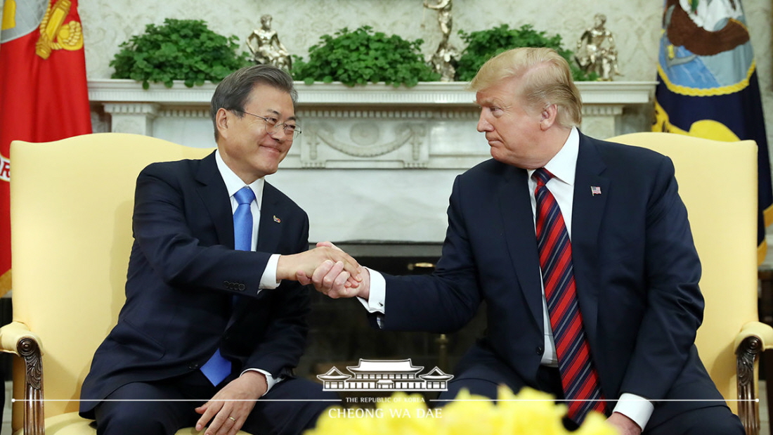 President Moon Jae-in and U.S. President Donald Trump on April 11 shake hands at the White House in Washington during their last summit. Both leaders will hold another summit in Seoul in June.