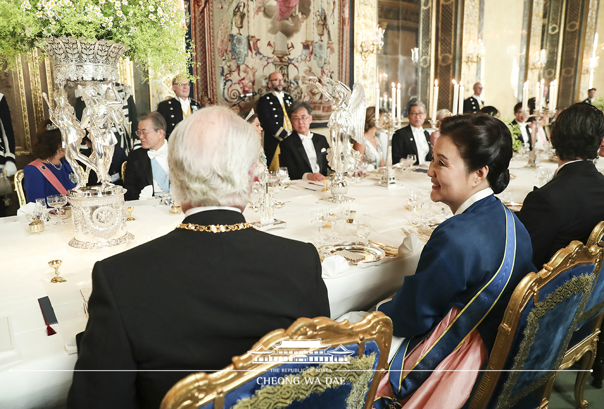 Attending a state dinner hosted by His Majesty King Carl XVI Gustaf of Sweden at the Royal Palace in Stockholm, Sweden 