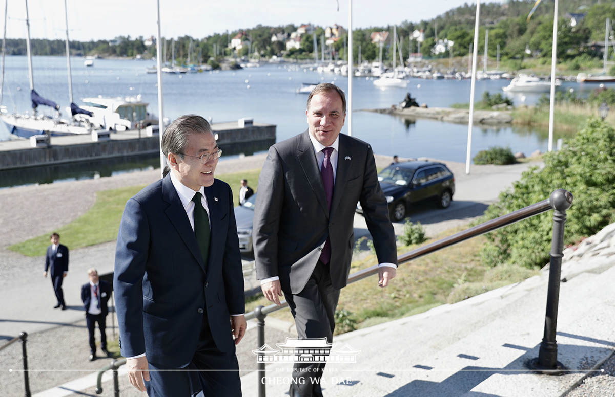 Having a one-on-one conversation with Swedish Prime Minister Stefan Löfven in front of the Grand Hotel Saltsjöbaden in Sweden 