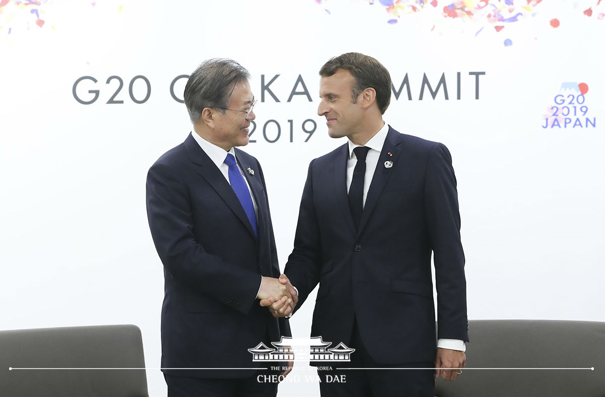 Korea-France summit on the sidelines of the G20 Osaka Summit in Japan