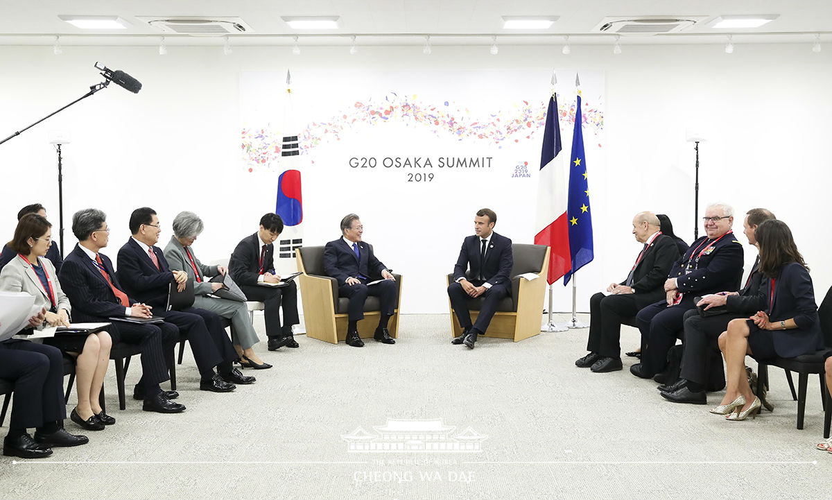 Korea-France summit on the sidelines of the G20 Osaka Summit in Japan