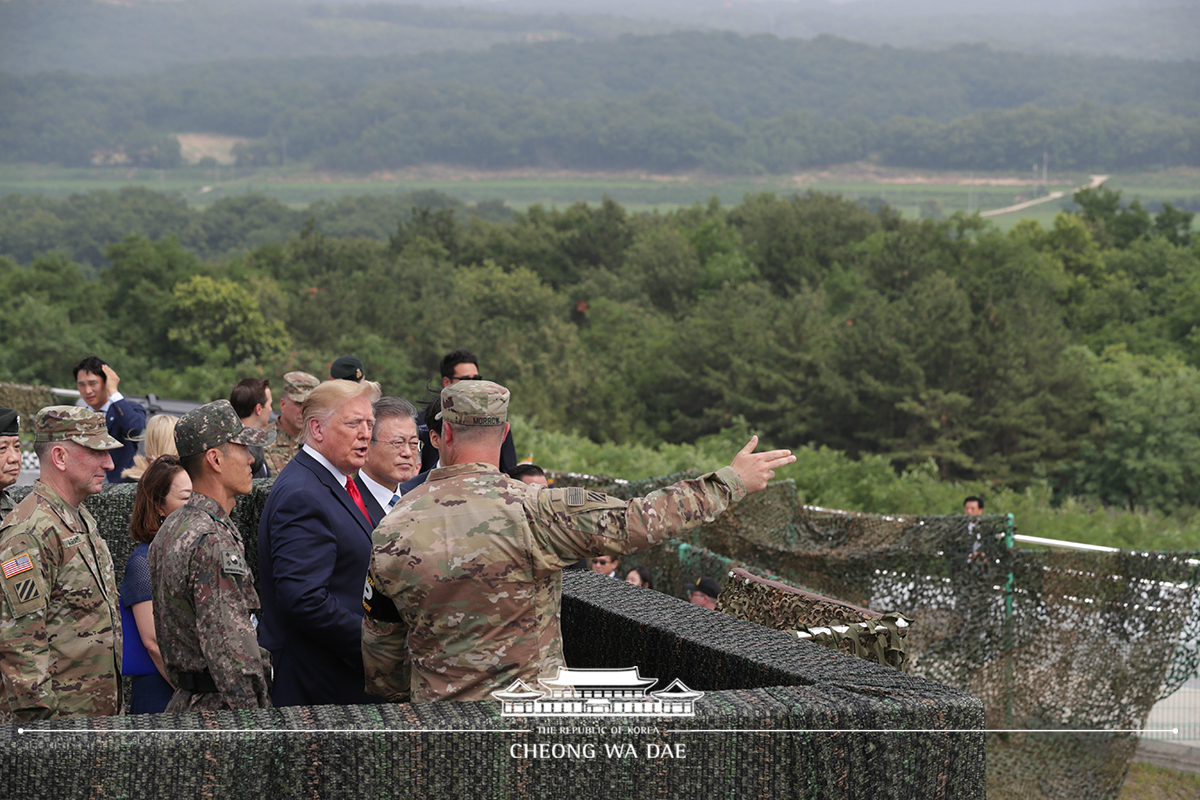 Visiting the Demilitarized Zone along with U.S. President Donald Trump