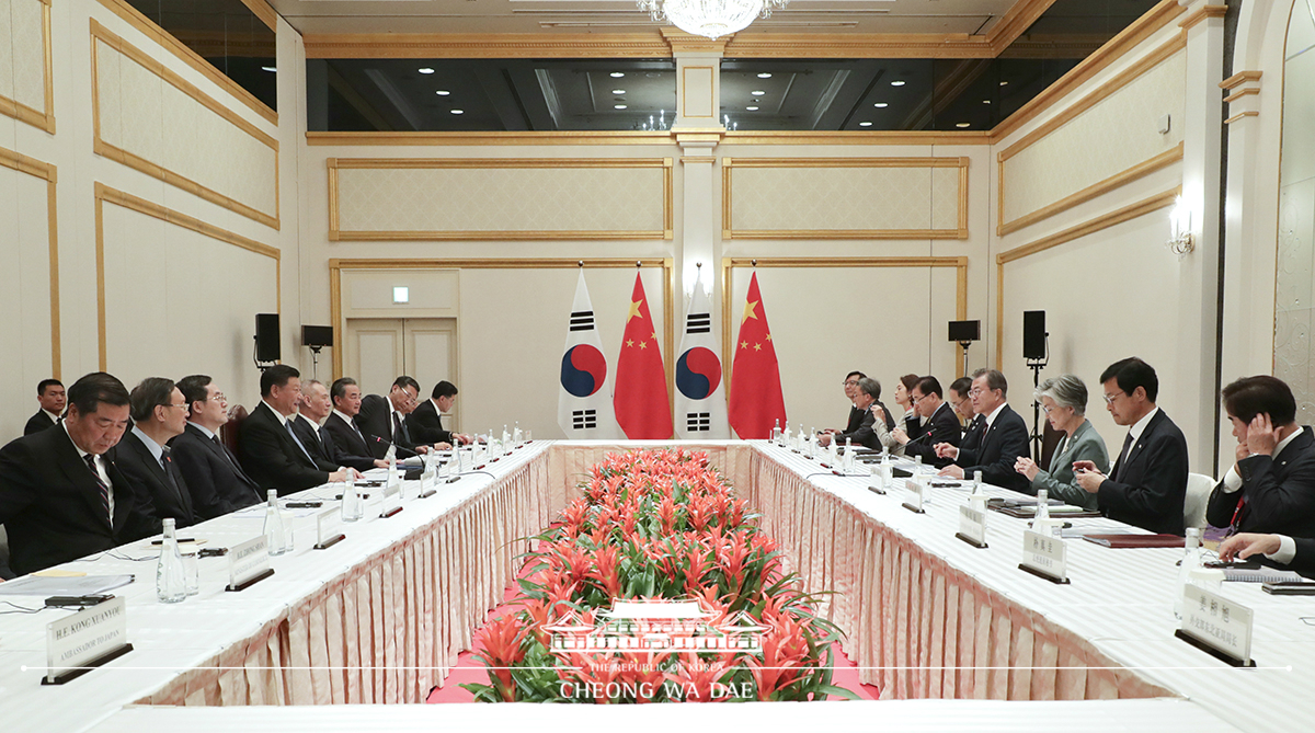 Korea-China summit on the sidelines of the G20 Osaka Summit in Japan