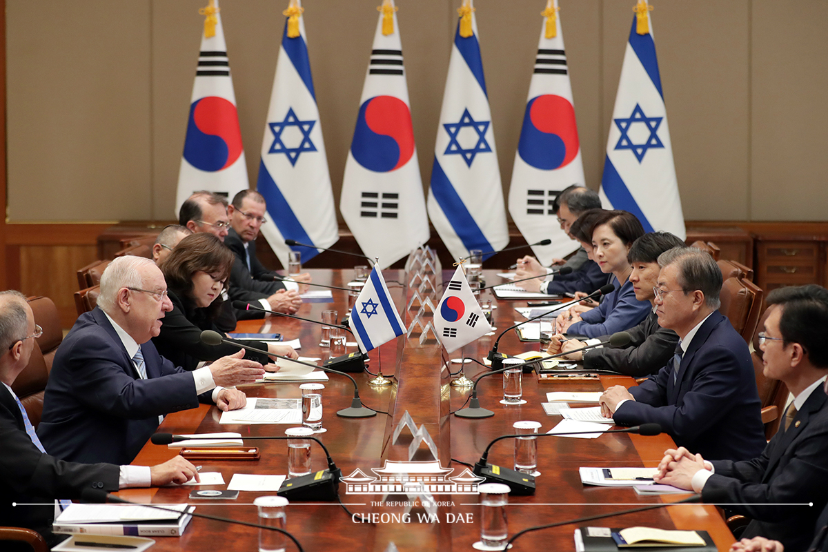 Korea-Israel summit at Cheong Wa Dae