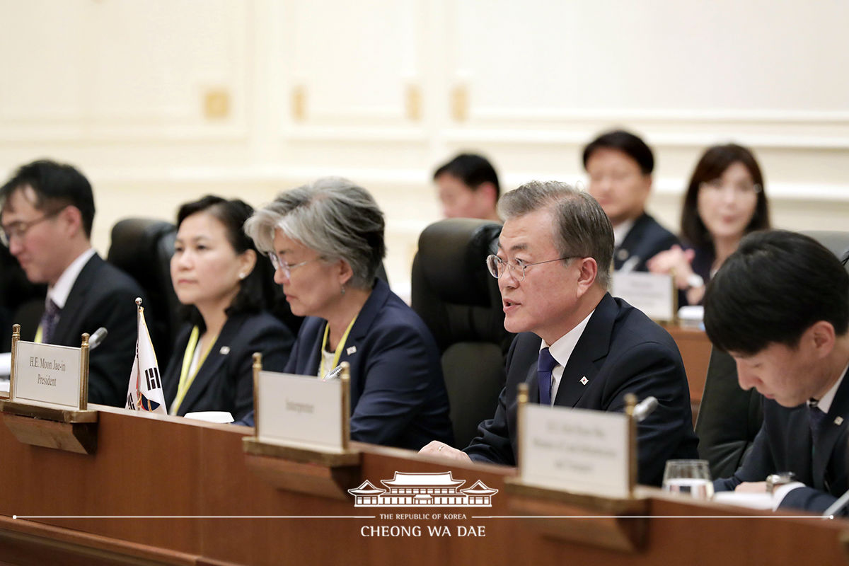 Attending the Korea-Myanmar summit at the Presidential Palace in Nay Pyi Taw 