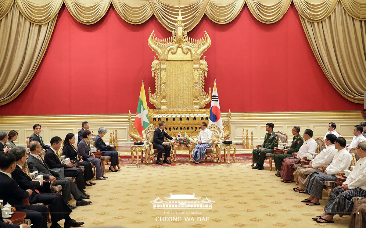 Conversing with Myanmar’s President U Win Myint at the Presidential Palace in Nay Pyi Taw 