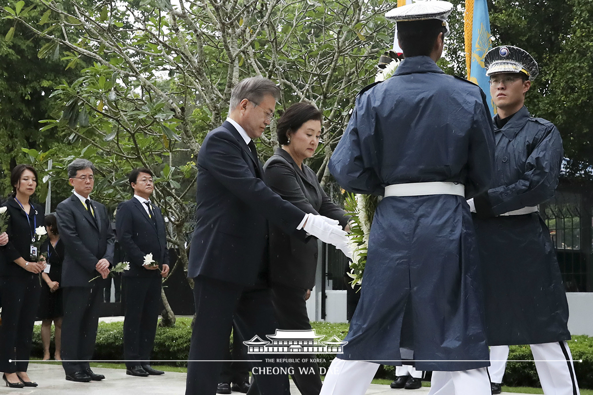 Paying tribute to the Martyrs’ Mausoleum and the Korean Martyrs Memorial in the Aung San National Cemetery in Yangon, Myanmar 