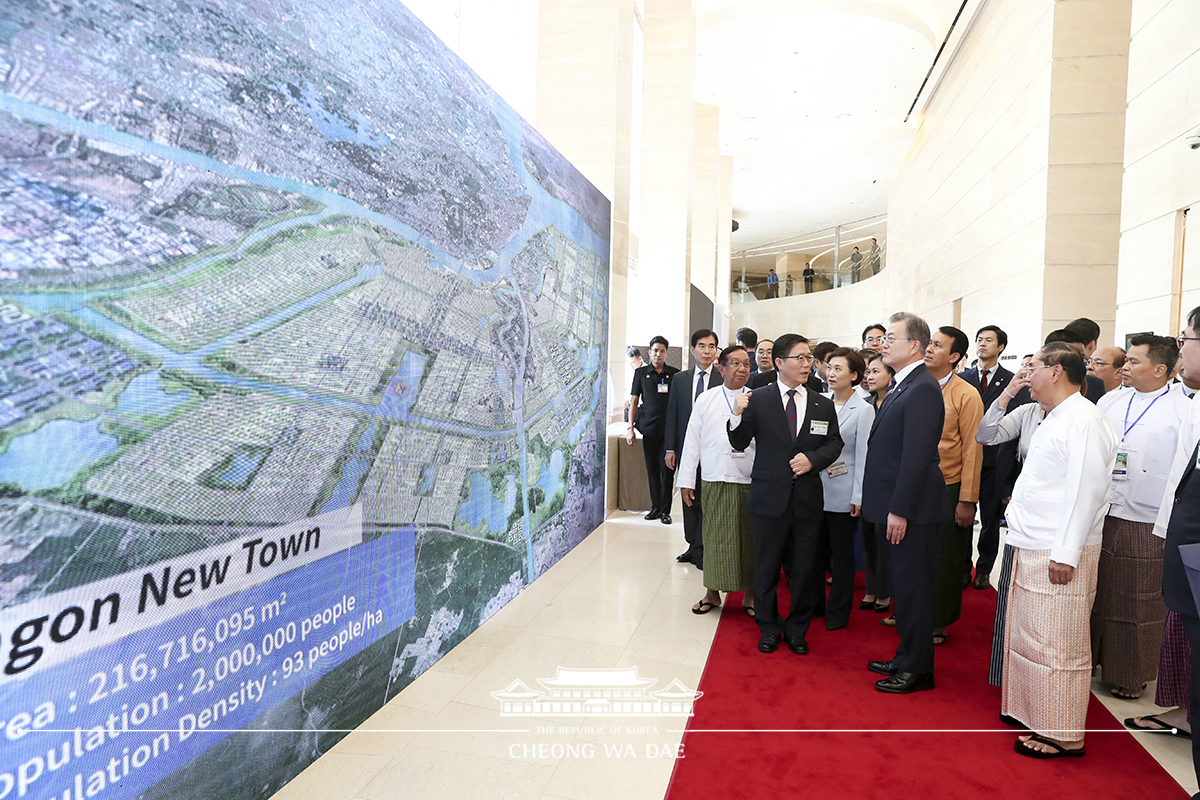 Attending the groundbreaking ceremony for the Korea-Myanmar Industrial Complex and the Myanmar- Korea Business Forum in Yangon, Myanmar 