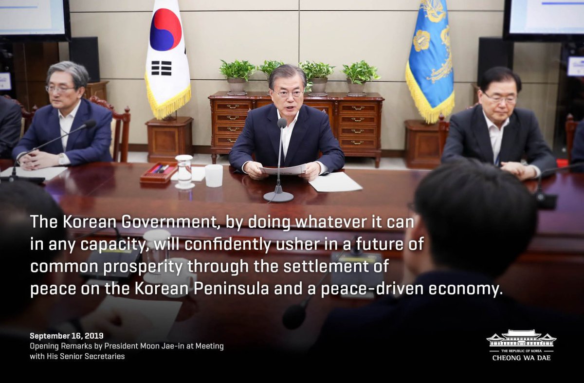 Opening Remarks by Pres. Moon at Meeting with His Senior Secretaries