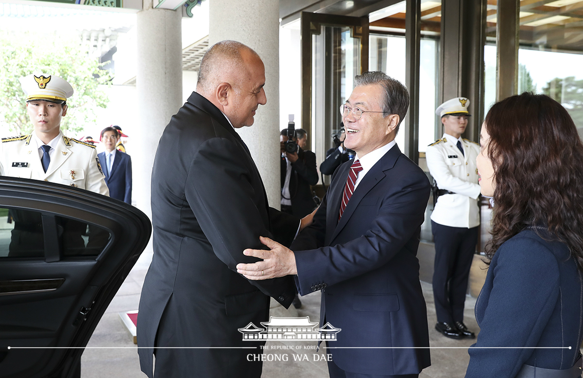 Holding the Korea-Bulgaria summit at Cheong Wa Dae