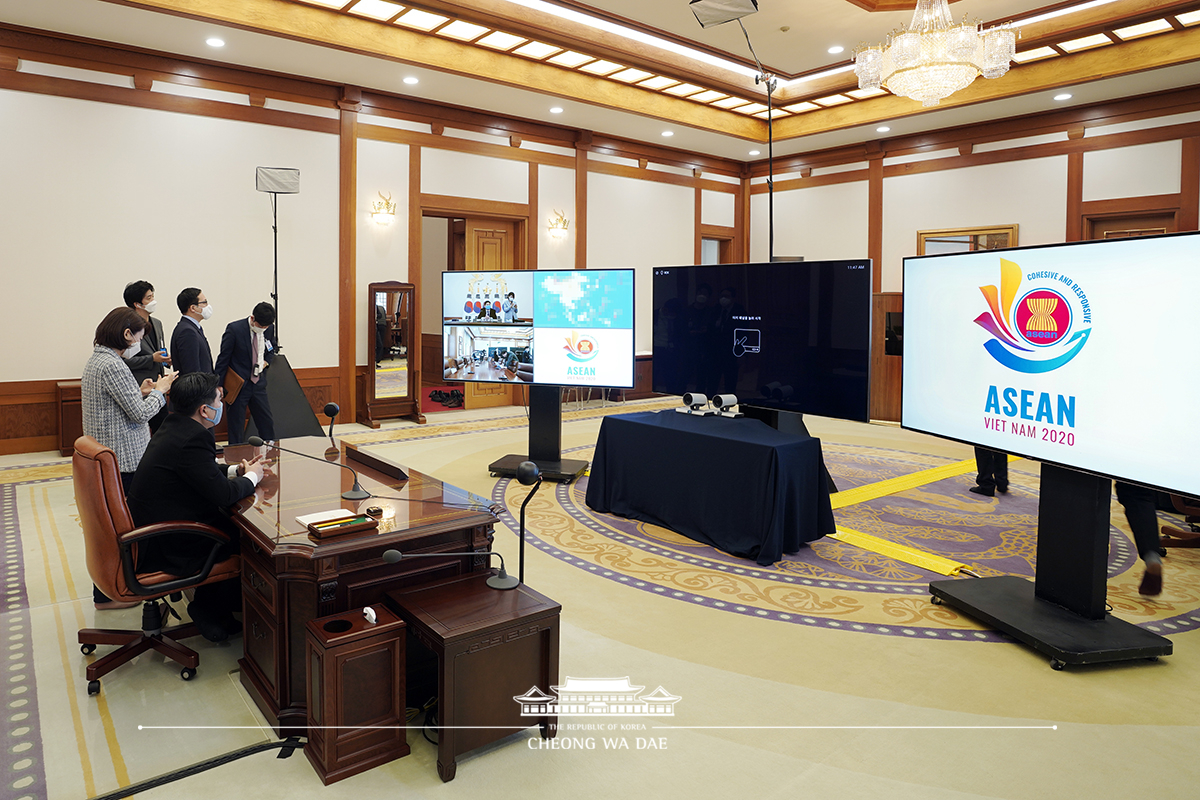 Preparations being made at Cheong Wa Dae for the President’s participation in the Special ASEAN Plus Three Summit