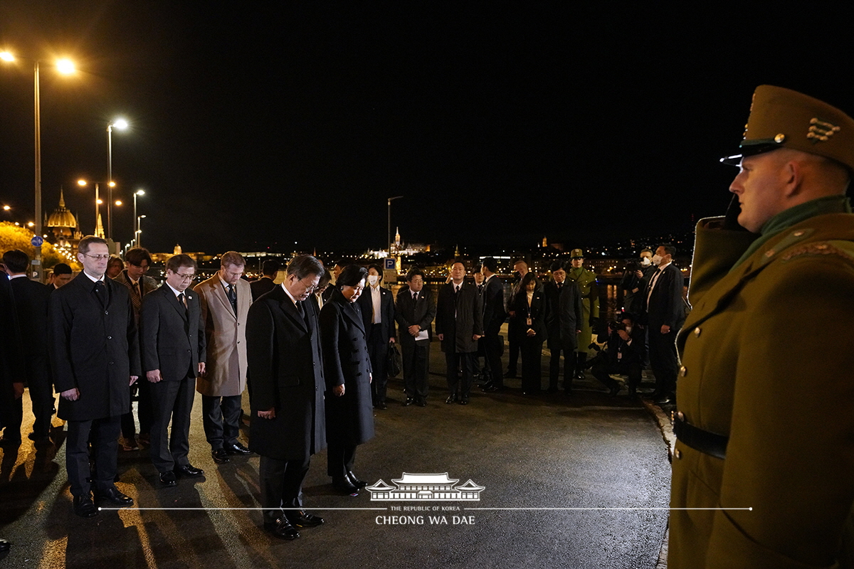 Visiting a memorial site by the Danube for Korean and Hungarian victims of the 2019 sightseeing boat sinking in Budapest