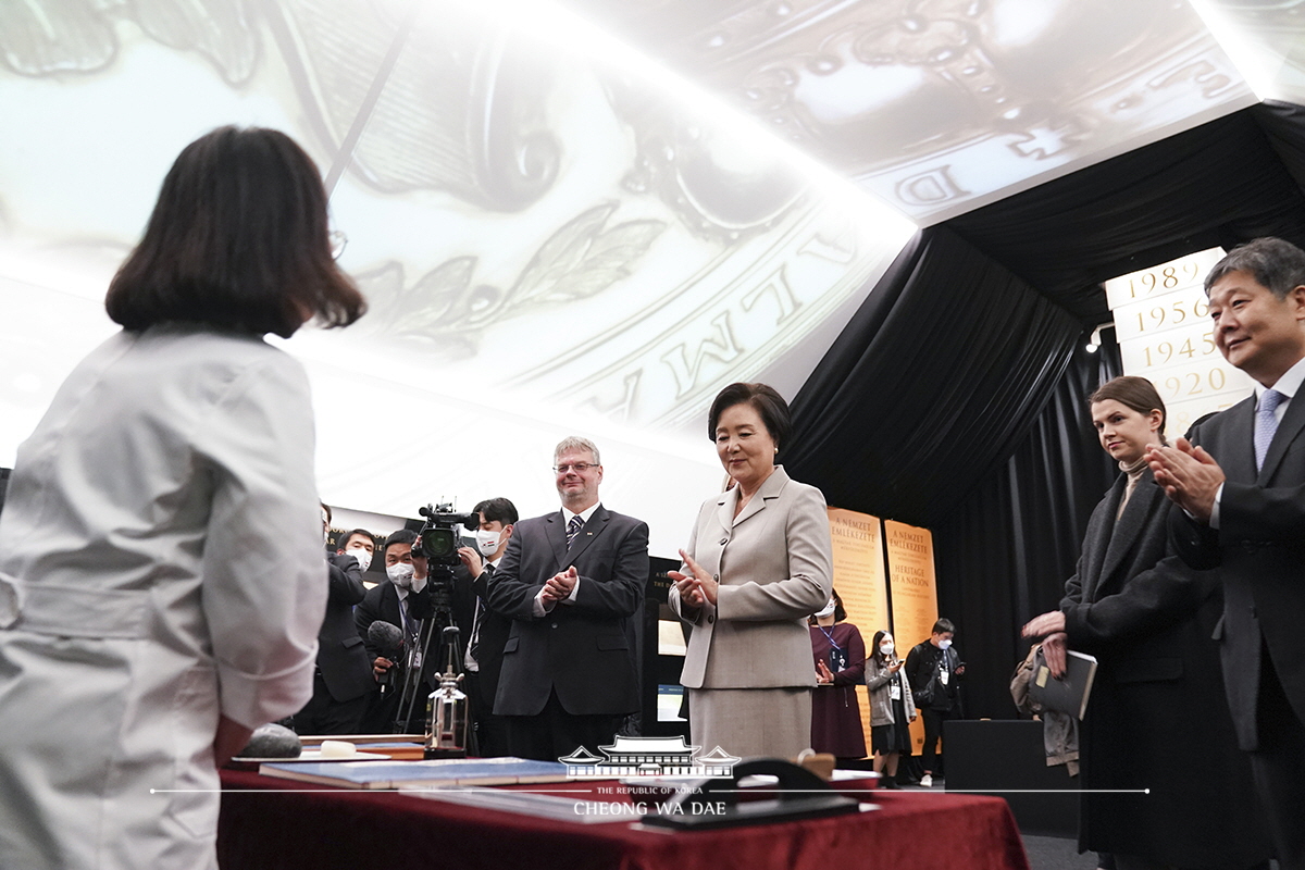 First Lady Kim Jung-sook visiting the National Archives of Hungary in Budapest 