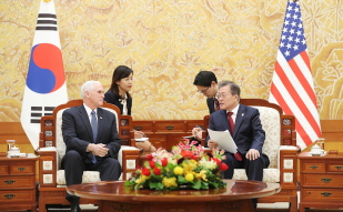 Meeting with U.S. Vice President Mike Pence and Second Lady Karen Pence at Cheong Wa Dae