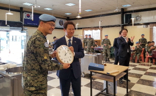 Presidential Chief of Staff Im Jong-seok visiting Korea’s Dongmyeong Unit dispatched to Lebanon 