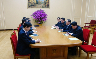 Special presidential envoys to North Korea having a meeting with their counterparts in Pyongyang